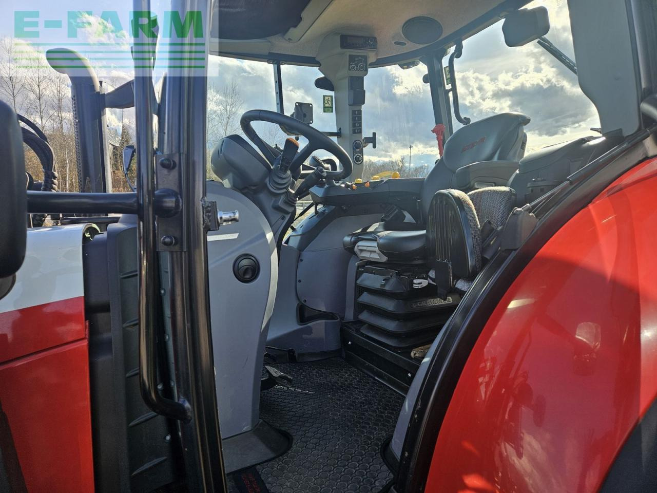 Steyr 4110 multi (stage v) - Traktor: bilde 5 Steyr 4110 multi (stage v) - Traktor: bilde 5
