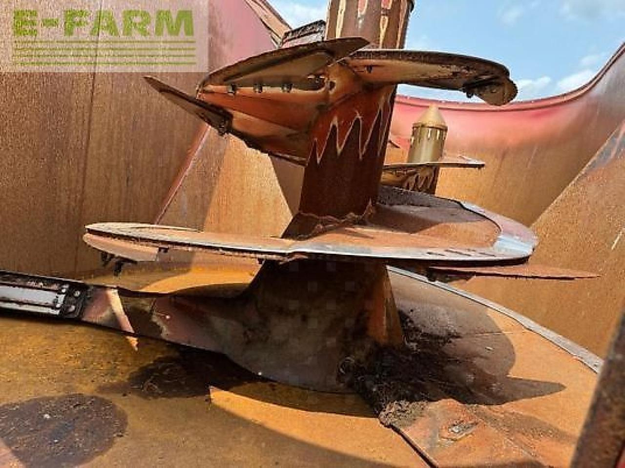 Strautmann vertimix 2401 - Husdyrhold-utstyr: bilde 5 Strautmann vertimix 2401 - Husdyrhold-utstyr: bilde 5