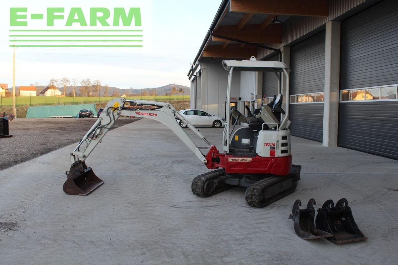 Takeuchi takeuchi tb 217 r minibagger - bagger - Minigraver: bilde 3 Takeuchi takeuchi tb 217 r minibagger - bagger - Minigraver: bilde 3