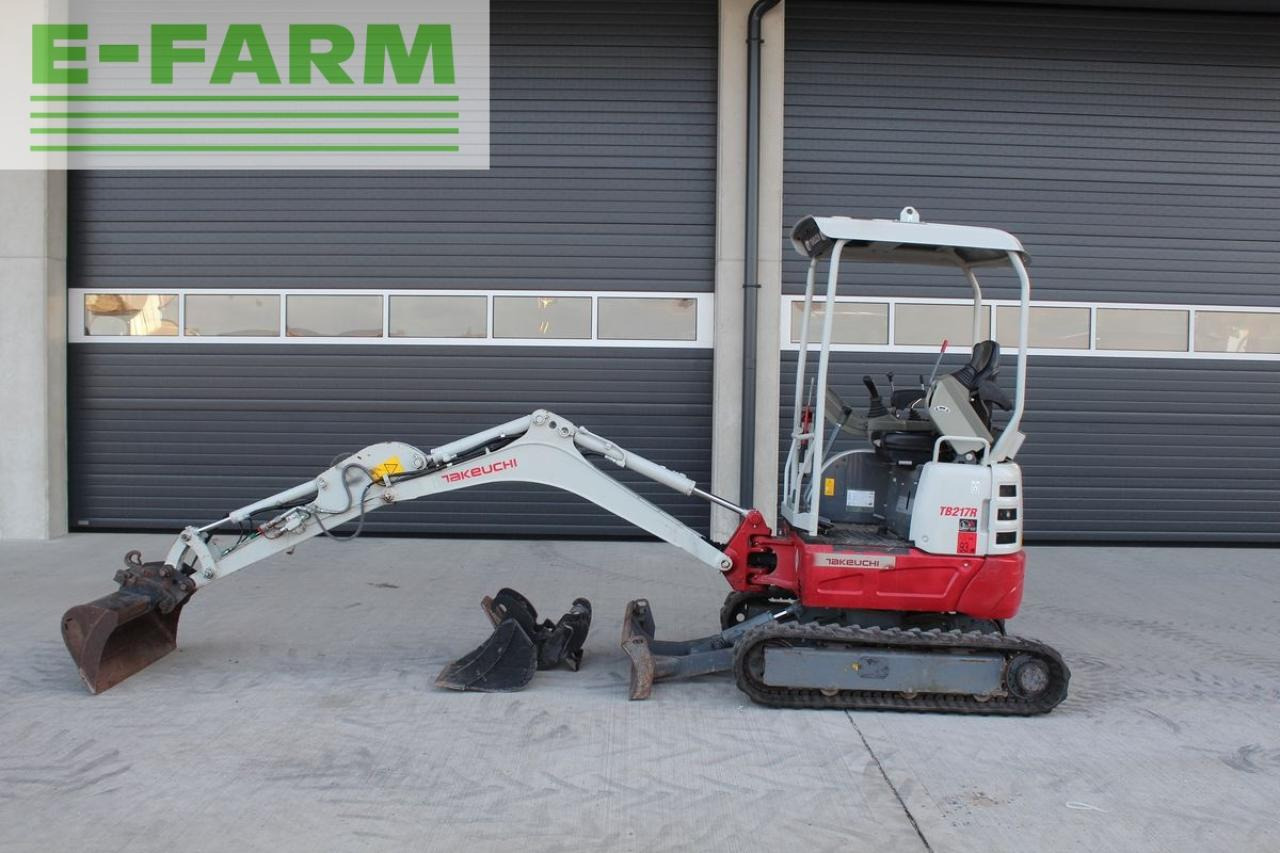 Takeuchi takeuchi tb 217 r minibagger - bagger - Minigraver: bilde 1 Takeuchi takeuchi tb 217 r minibagger - bagger - Minigraver: bilde 1