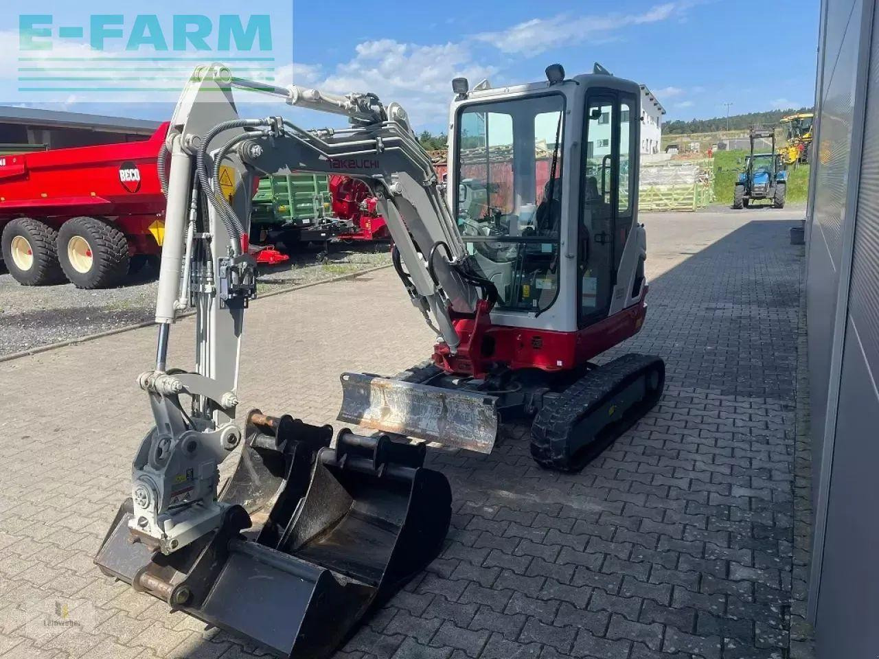 Takeuchi tb 225 v4 - Minigraver: bilde 3 Takeuchi tb 225 v4 - Minigraver: bilde 3