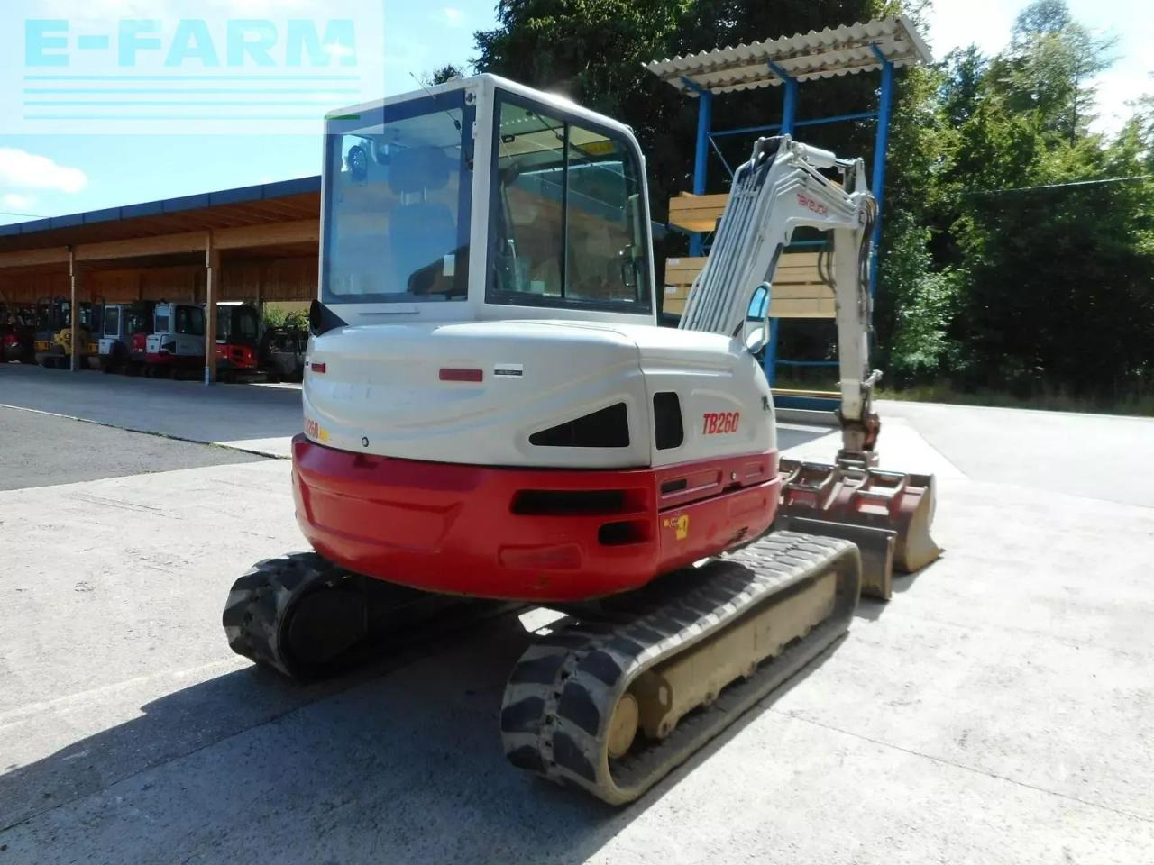 Takeuchi tb 260 ( 5.735kg ) powertilt + 4 löffel ( klima - Minigraver: bilde 4 Takeuchi tb 260 ( 5.735kg ) powertilt + 4 löffel ( klima - Minigraver: bilde 4