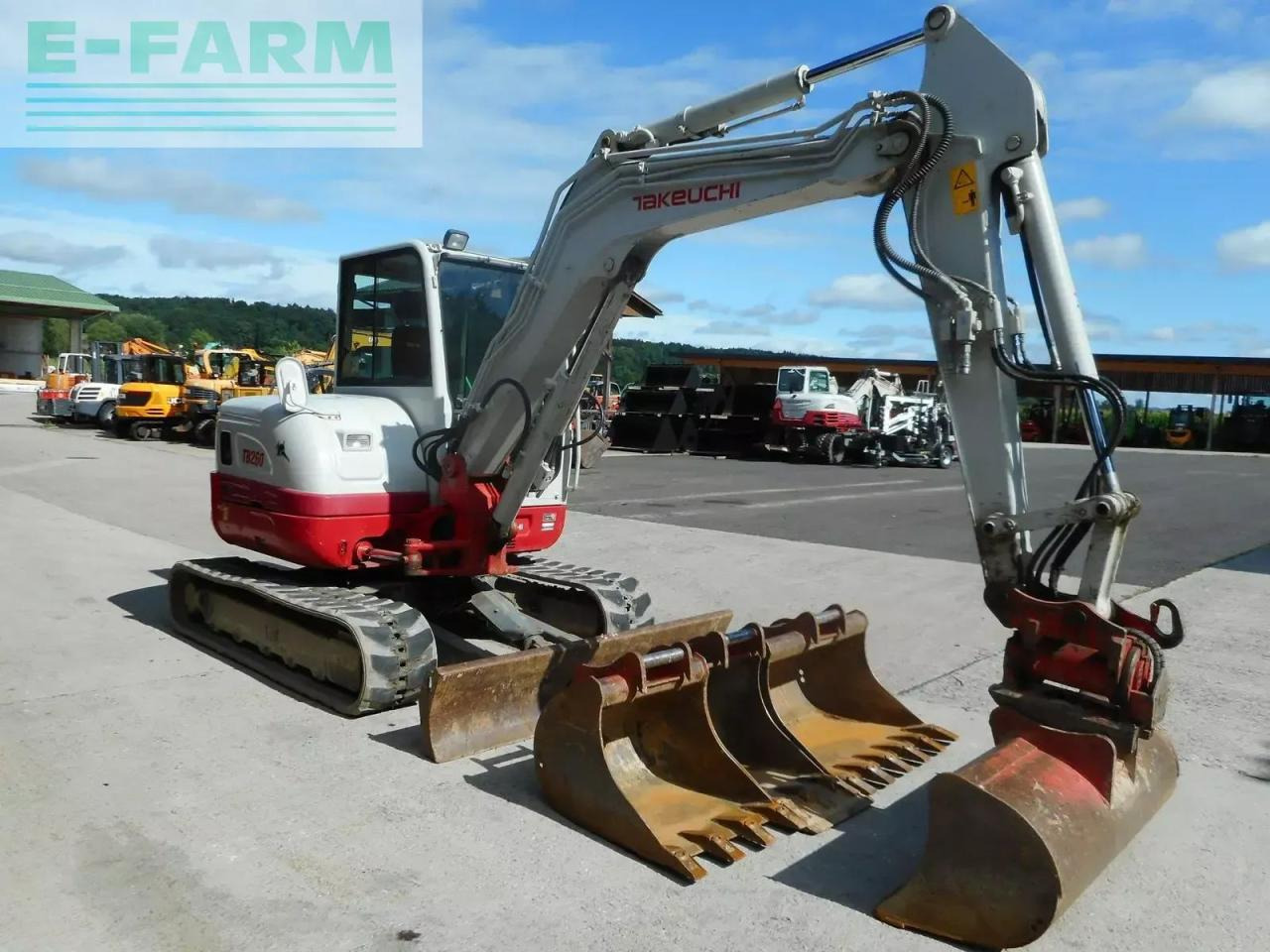 Takeuchi tb 260 ( 5.735kg ) powertilt + 4 löffel ( klima - Minigraver: bilde 5 Takeuchi tb 260 ( 5.735kg ) powertilt + 4 löffel ( klima - Minigraver: bilde 5