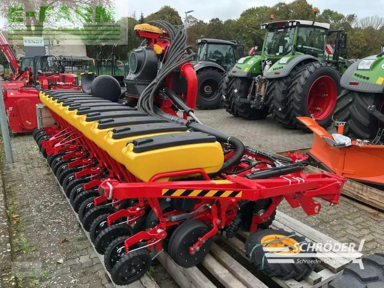 Väderstad neumaschine | tempo v tpv 12 + fh 2200 - Ettkorn såmaskin: bilde 4 Väderstad neumaschine | tempo v tpv 12 + fh 2200 - Ettkorn såmaskin: bilde 4