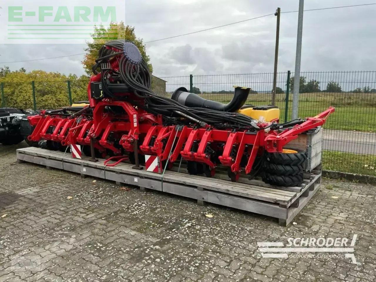 Väderstad neumaschine | tempo v tpv 12 + fh 2200 - Ettkorn såmaskin: bilde 1 Väderstad neumaschine | tempo v tpv 12 + fh 2200 - Ettkorn såmaskin: bilde 1