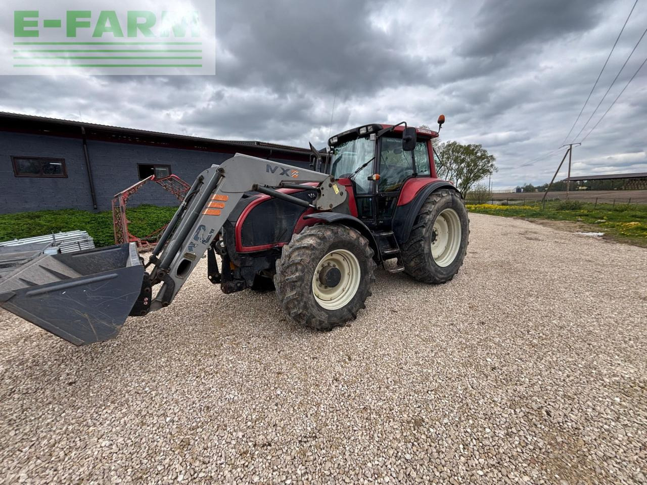 Valtra T130 - Traktor: bilde 3 Valtra T130 - Traktor: bilde 3