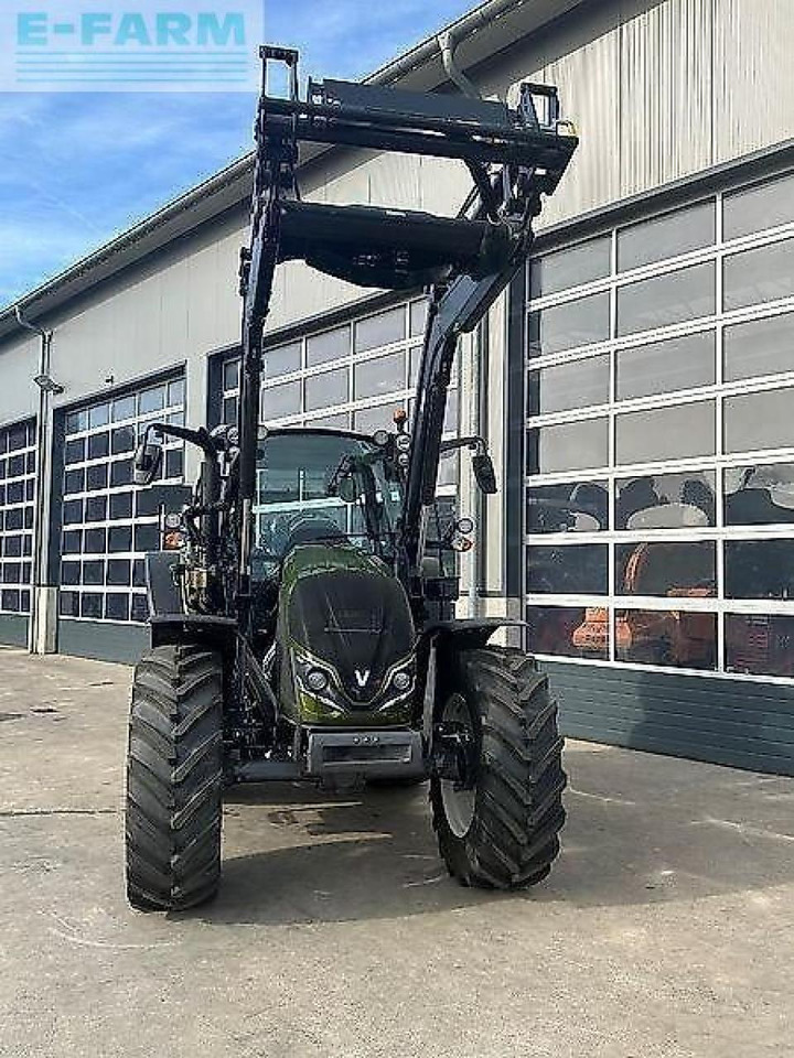 Valtra a105 - Traktor: bilde 1 Valtra a105 - Traktor: bilde 1