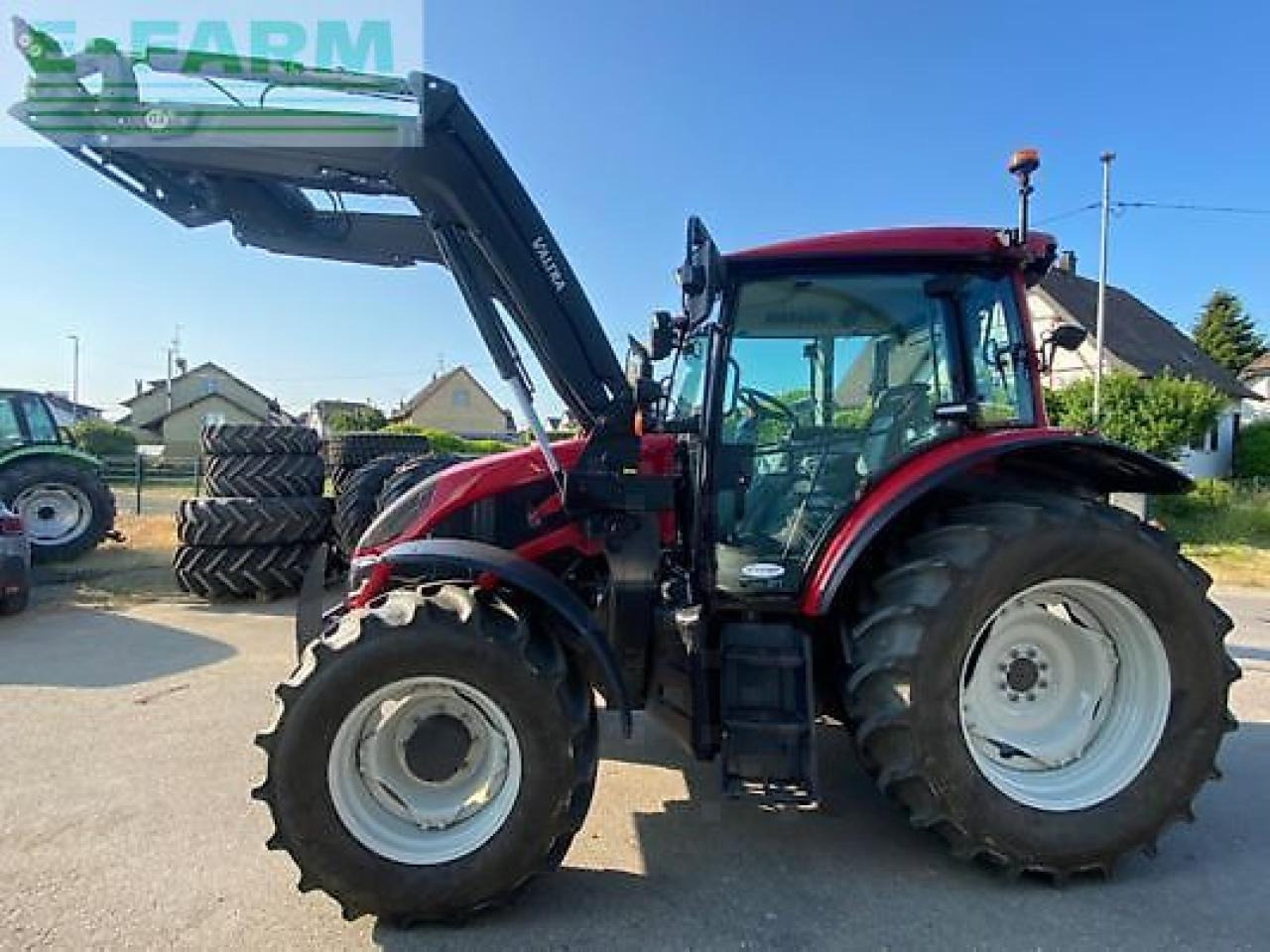Valtra a115 h4 - Traktor: bilde 4 Valtra a115 h4 - Traktor: bilde 4
