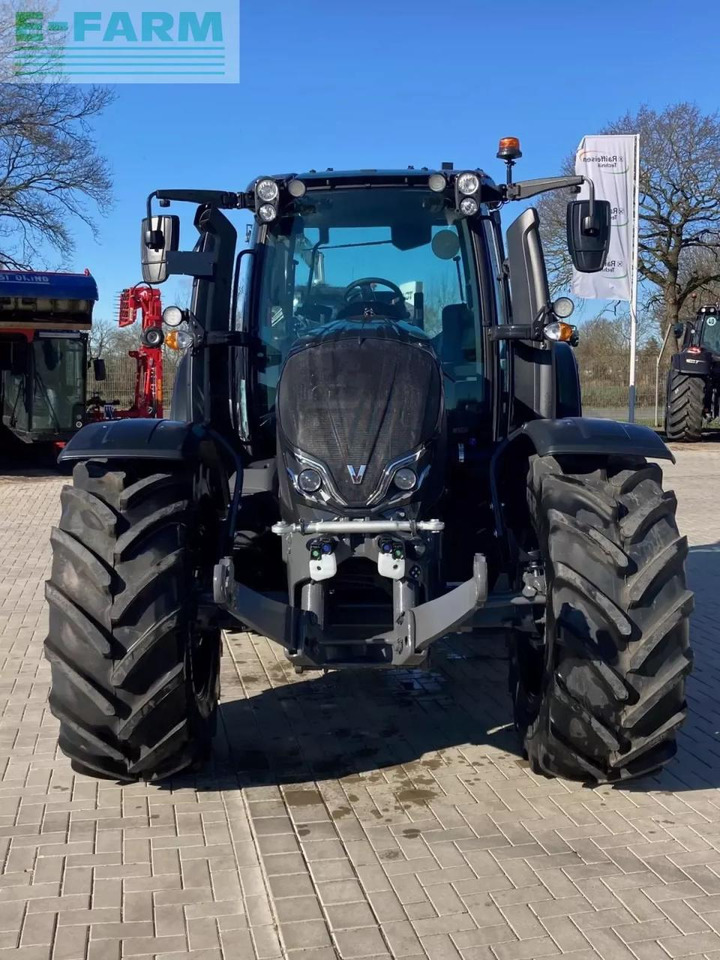 Valtra n 155ea - Traktor: bilde 3 Valtra n 155ea - Traktor: bilde 3
