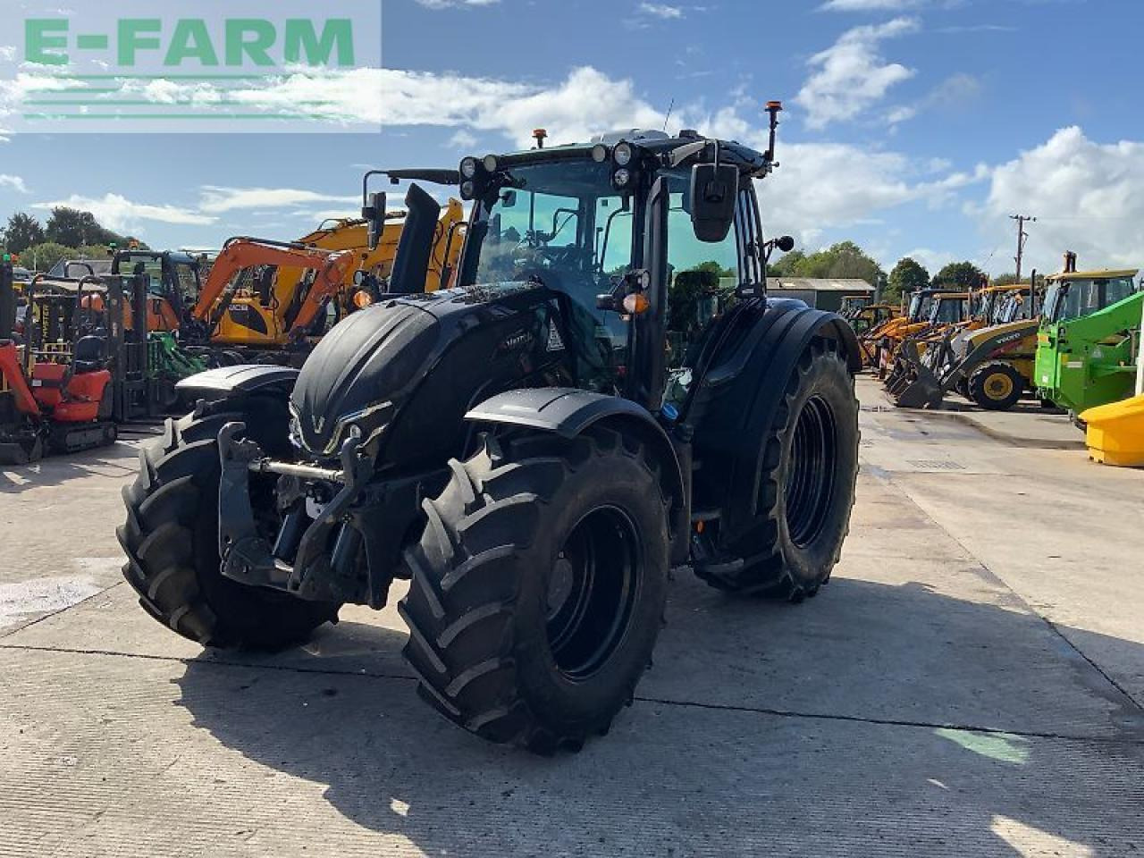 Valtra n175 active tractor (st24335) Active - Traktor: bilde 4 Valtra n175 active tractor (st24335) Active - Traktor: bilde 4