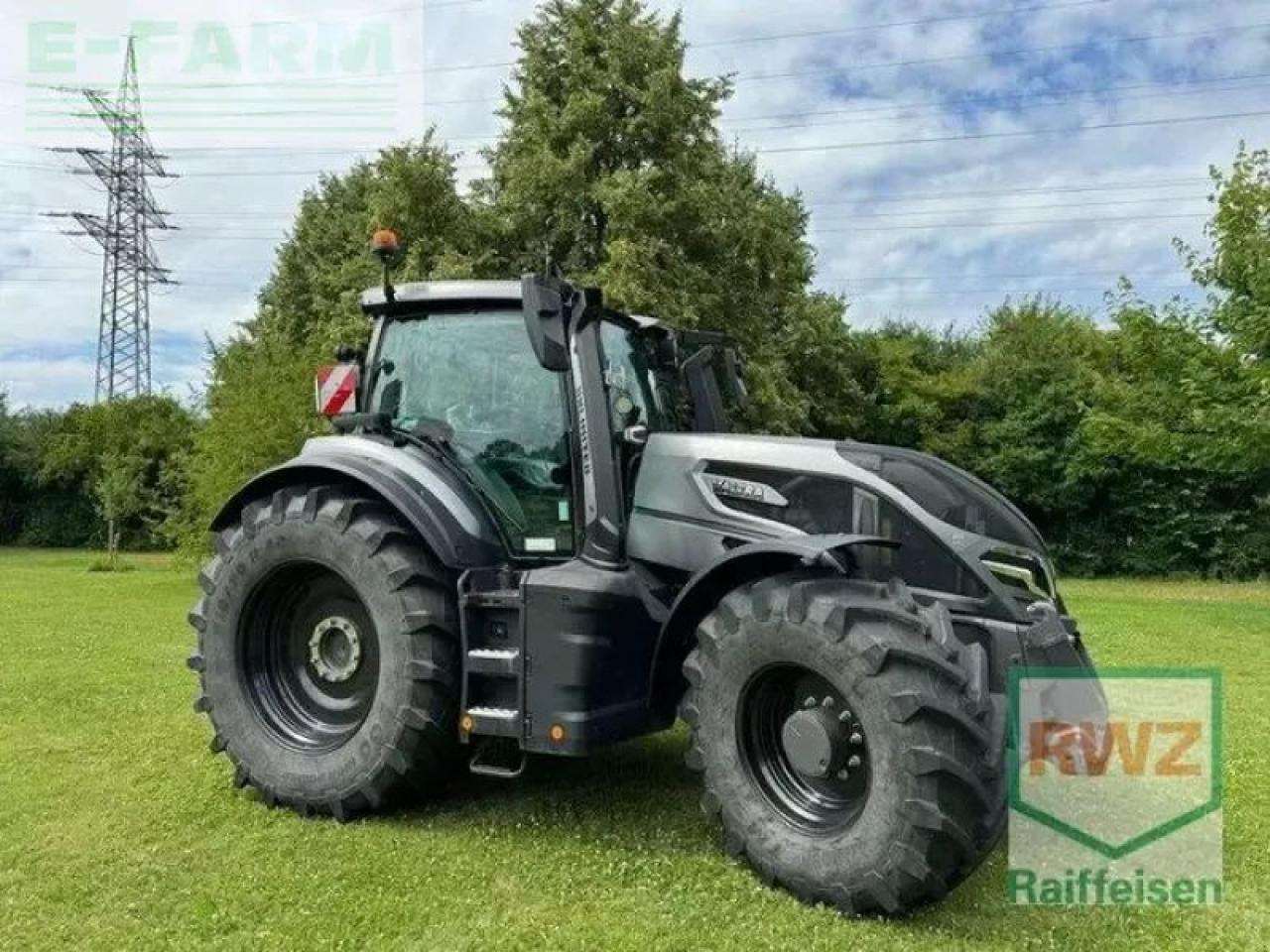 Valtra q305 - Traktor: bilde 5 Valtra q305 - Traktor: bilde 5
