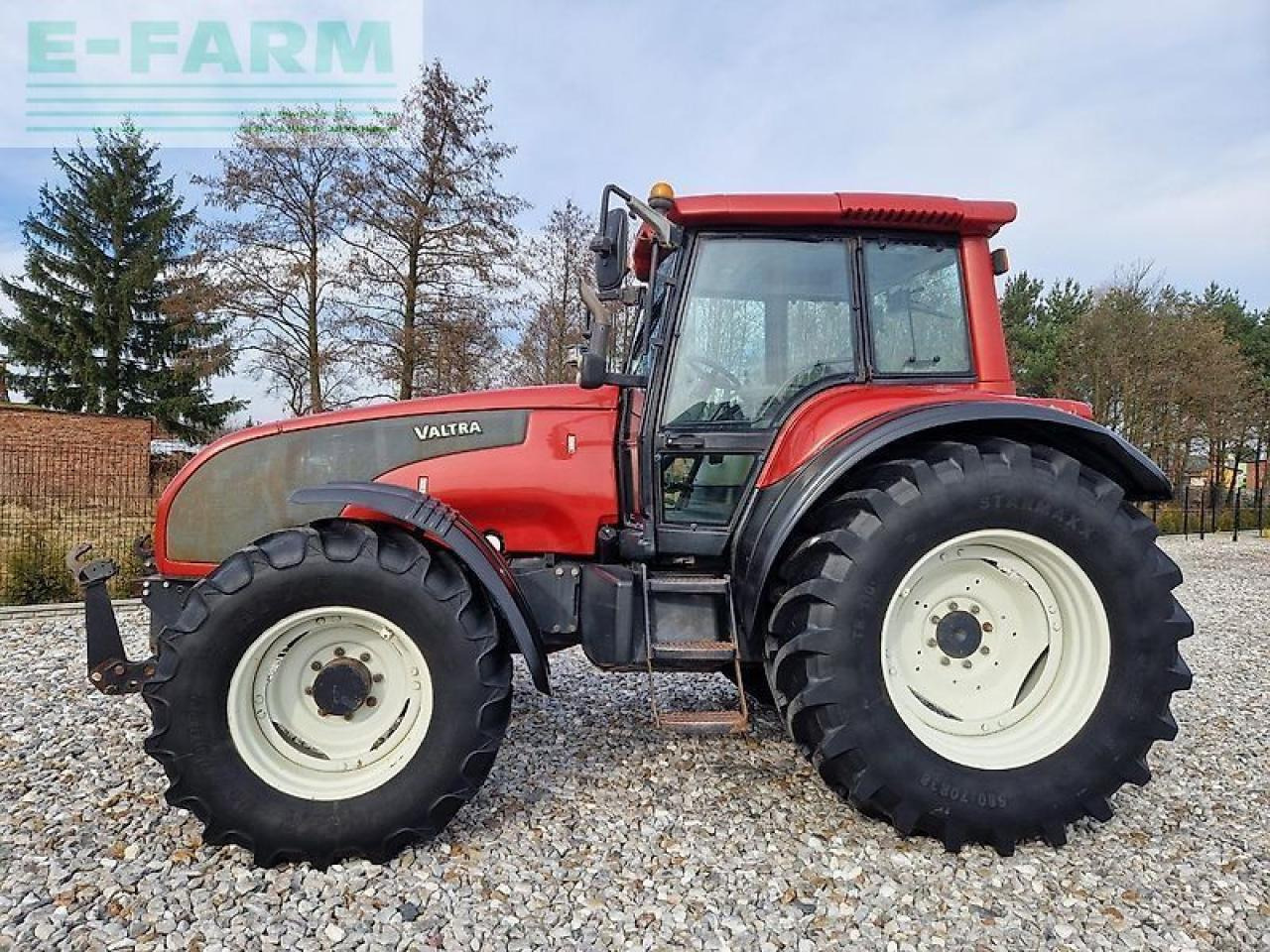 Valtra t120 - Traktor: bilde 3 Valtra t120 - Traktor: bilde 3