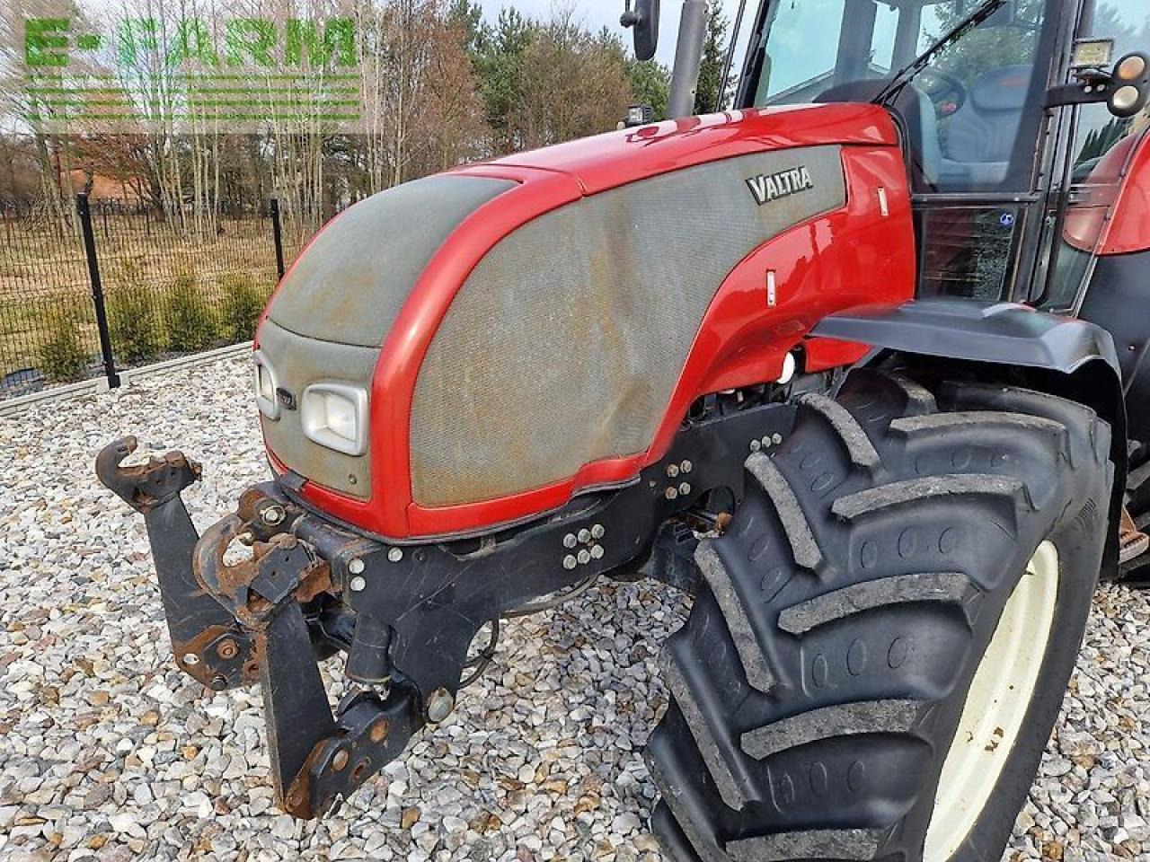 Valtra t120 - Traktor: bilde 2 Valtra t120 - Traktor: bilde 2