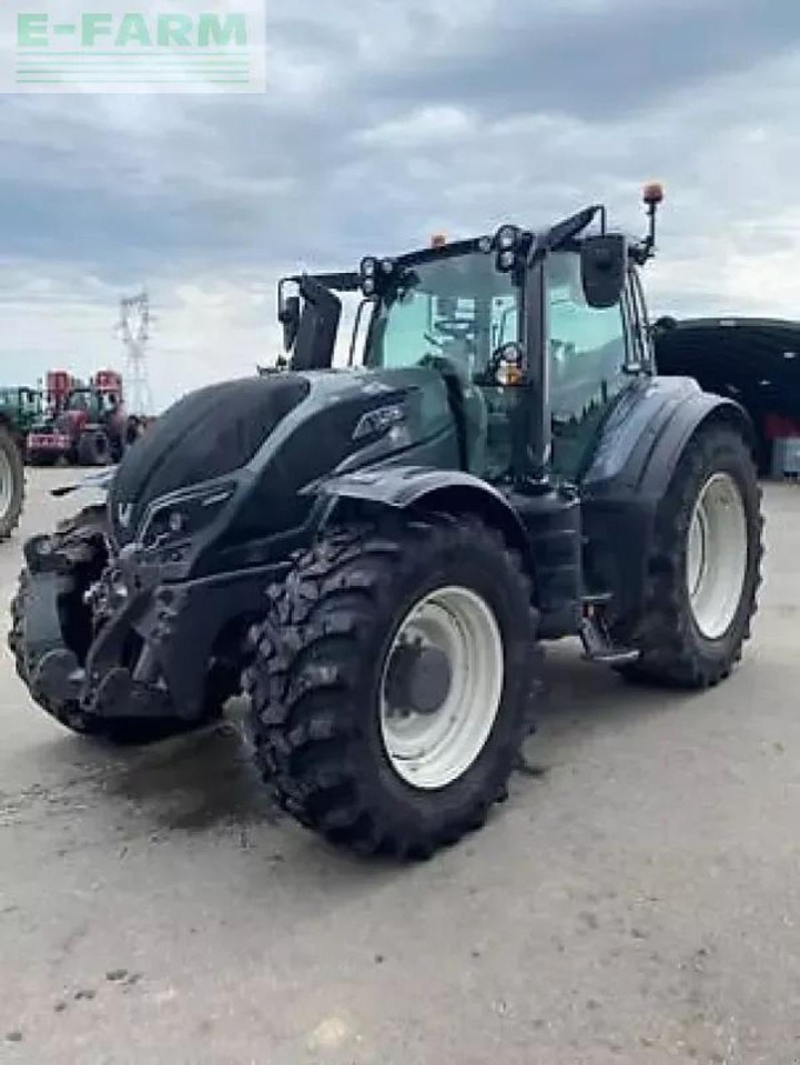 Valtra t234 versu Versu - Traktor: bilde 1 Valtra t234 versu Versu - Traktor: bilde 1