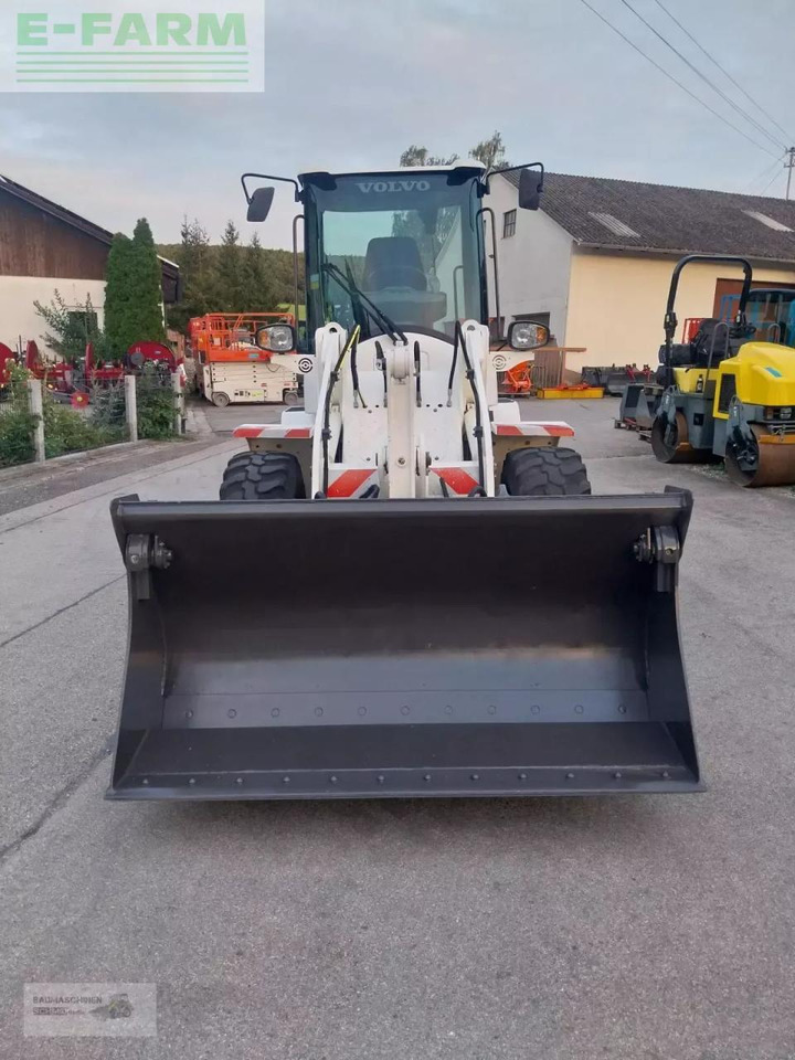 Volvo l 30g - Minigraver: bilde 2 Volvo l 30g - Minigraver: bilde 2