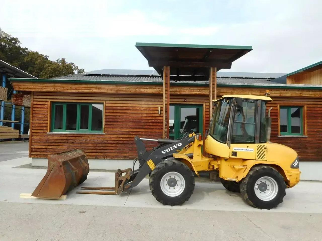 Volvo l35b-z/s ( 6.650kg ) - Minigraver: bilde 1 Volvo l35b-z/s ( 6.650kg ) - Minigraver: bilde 1