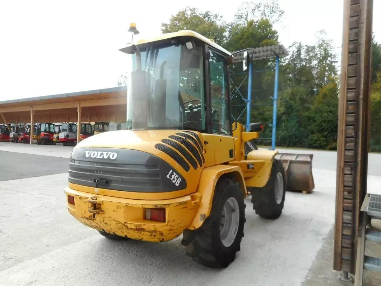 Volvo l35b-z/s ( 6.650kg ) - Minigraver: bilde 4 Volvo l35b-z/s ( 6.650kg ) - Minigraver: bilde 4