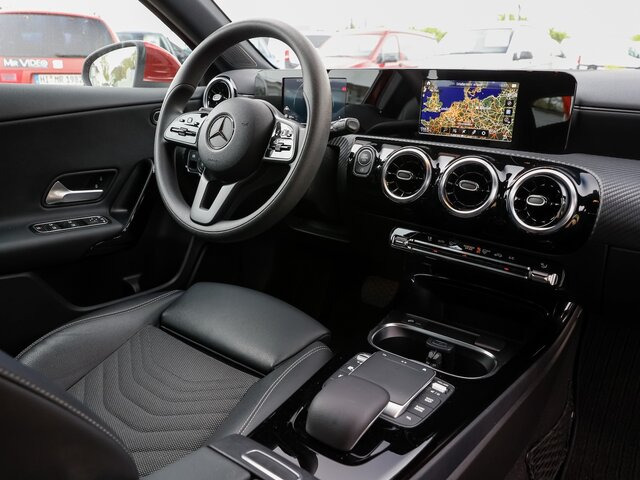 MERCEDES-BENZ A 180 Style,Autom.,8 fach Bereift - Sedan: bilde 2 MERCEDES-BENZ A 180 Style,Autom.,8 fach Bereift - Sedan: bilde 2