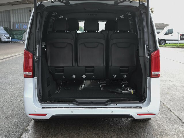 MERCEDES-BENZ EQV 300 Avantgarde Line,lang,7Sitze,2xKlima,LED... - Minibuss, Elbuss: bilde 2 MERCEDES-BENZ EQV 300 Avantgarde Line,lang,7Sitze,2xKlima,LED... - Minibuss, Elbuss: bilde 2