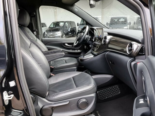 MERCEDES-BENZ EQV 300 Avantgarde,lang,6Sitze,2xSchiebetür el.... - Persontransport, Elektrisk varebil: bilde 5 MERCEDES-BENZ EQV 300 Avantgarde,lang,6Sitze,2xSchiebetür el.... - Persontransport, Elektrisk varebil: bilde 5