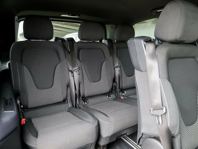 MERCEDES-BENZ EQV 300 lang,8Sitzer,2xSchiebetür,360°Kamera... - Minibuss, Elbuss: bilde 4 MERCEDES-BENZ EQV 300 lang,8Sitzer,2xSchiebetür,360°Kamera... - Minibuss, Elbuss: bilde 4