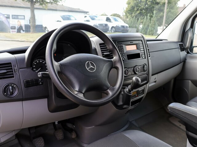 MERCEDES-BENZ Sprinter 316CDI DOKA,Allrad,AHK,TCO,Standhzg.... - Varebil med plan, Varebil med dobbelt førerhus: bilde 4 MERCEDES-BENZ Sprinter 316CDI DOKA,Allrad,AHK,TCO,Standhzg.... - Varebil med plan, Varebil med dobbelt førerhus: bilde 4