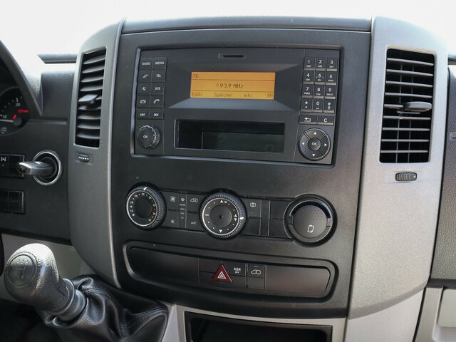 MERCEDES-BENZ Sprinter 316CDI DOKA,Allrad,Klima,Standhzg.... - Varebil med plan, Varebil med dobbelt førerhus: bilde 5 MERCEDES-BENZ Sprinter 316CDI DOKA,Allrad,Klima,Standhzg.... - Varebil med plan, Varebil med dobbelt førerhus: bilde 5