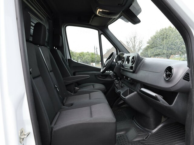 MERCEDES-BENZ Sprinter 317 CDI Kasten,L2H2,MBUX,Kamera - Kassebil: bilde 3 MERCEDES-BENZ Sprinter 317 CDI Kasten,L2H2,MBUX,Kamera - Kassebil: bilde 3