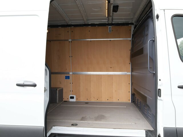 MERCEDES-BENZ Sprinter 317 CDI Kasten,L2H2,MBUX,Kamera - Kassebil: bilde 2 MERCEDES-BENZ Sprinter 317 CDI Kasten,L2H2,MBUX,Kamera - Kassebil: bilde 2