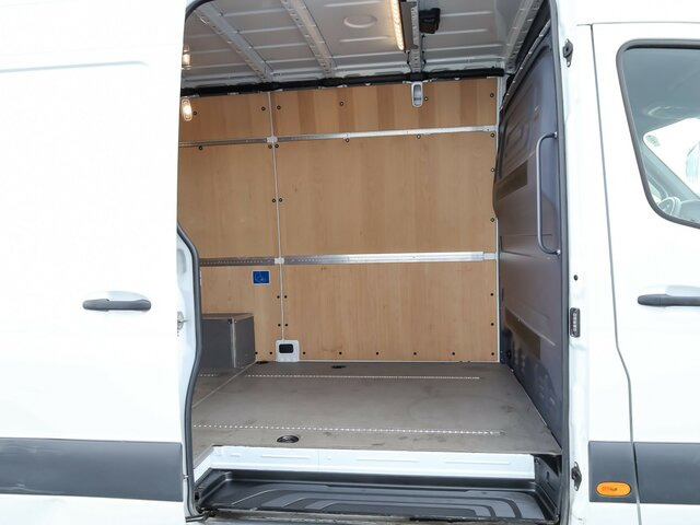 MERCEDES-BENZ Sprinter 317 CDI Kasten,L2H2,MBUX,Kamera - Kassebil: bilde 2 MERCEDES-BENZ Sprinter 317 CDI Kasten,L2H2,MBUX,Kamera - Kassebil: bilde 2