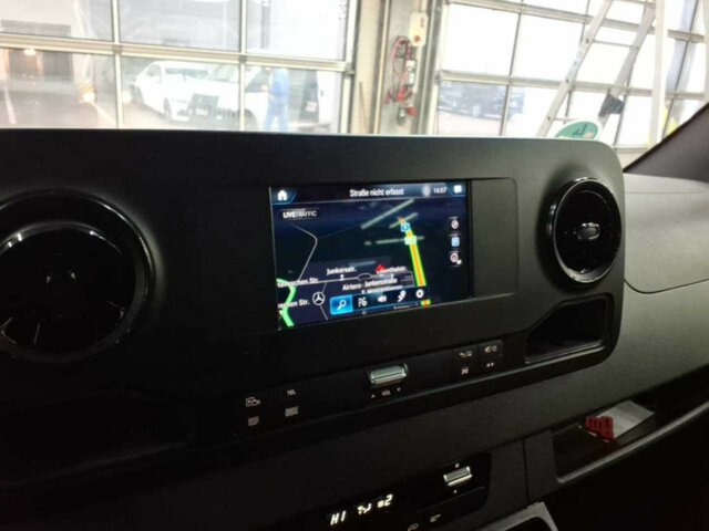 MERCEDES-BENZ Sprinter 317 CDI Kombi,Rollstuhllift,8Sitze... - Minibuss, Persontransport: bilde 4 MERCEDES-BENZ Sprinter 317 CDI Kombi,Rollstuhllift,8Sitze... - Minibuss, Persontransport: bilde 4