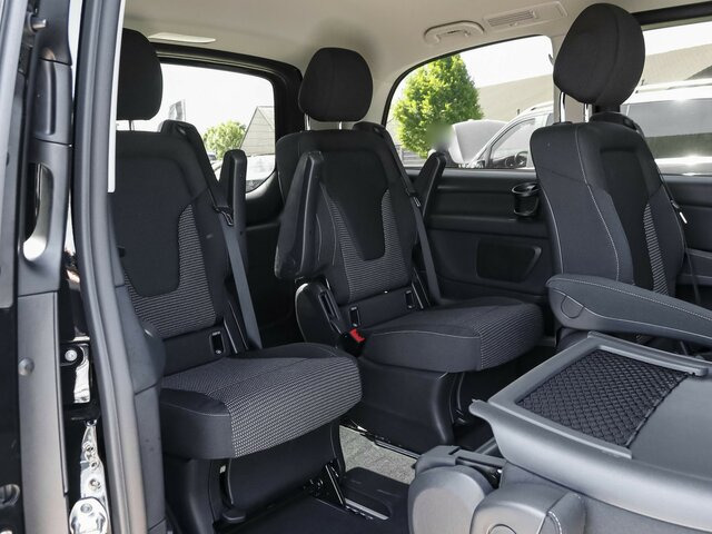MERCEDES-BENZ V 220 d STYLE kompakt,6Sitzer,Distronic,AHK... - Minibuss, Persontransport: bilde 3 MERCEDES-BENZ V 220 d STYLE kompakt,6Sitzer,Distronic,AHK... - Minibuss, Persontransport: bilde 3