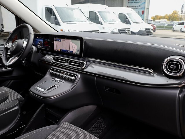 MERCEDES-BENZ V 220 d STYLE kompakt,7Sitzer,2Schiebetüren el.... - Persontransport: bilde 4 MERCEDES-BENZ V 220 d STYLE kompakt,7Sitzer,2Schiebetüren el.... - Persontransport: bilde 4