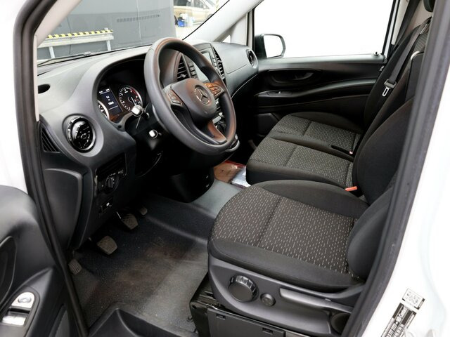 MERCEDES-BENZ Vito 114 Mixto,6 Sitzer,Klima,Navi,Tempomat... - Små varebil: bilde 2 MERCEDES-BENZ Vito 114 Mixto,6 Sitzer,Klima,Navi,Tempomat... - Små varebil: bilde 2