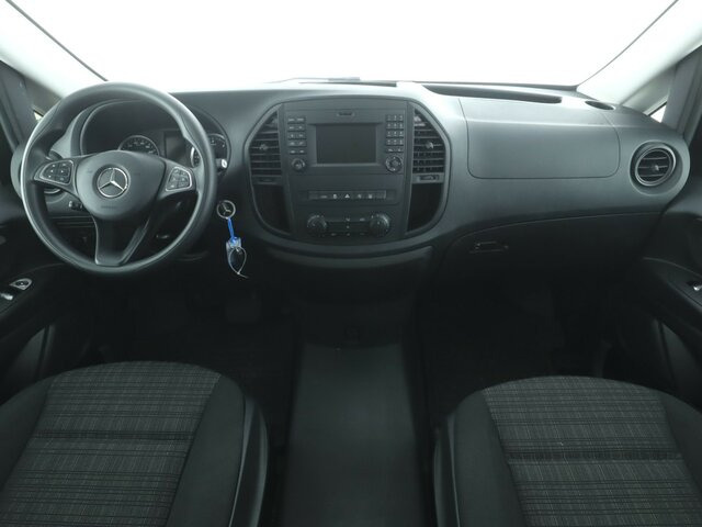 MERCEDES-BENZ Vito 114 TourerPro,Extralang,8Sitzer,Automatik... - Persontransport: bilde 2 MERCEDES-BENZ Vito 114 TourerPro,Extralang,8Sitzer,Automatik... - Persontransport: bilde 2