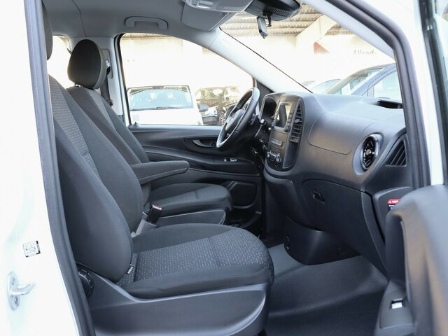MERCEDES-BENZ Vito 114 TourerPro,Extralang,8Sitzer,Automatik... - Persontransport: bilde 3 MERCEDES-BENZ Vito 114 TourerPro,Extralang,8Sitzer,Automatik... - Persontransport: bilde 3