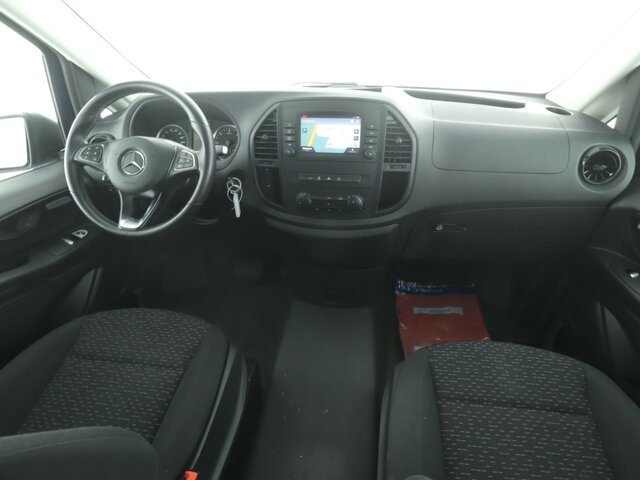 MERCEDES-BENZ Vito 114 TourerPro,Extralang,8Sitzer,Automatik... - Persontransport: bilde 2 MERCEDES-BENZ Vito 114 TourerPro,Extralang,8Sitzer,Automatik... - Persontransport: bilde 2