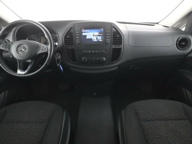 MERCEDES-BENZ Vito 114 TourerPro,Extralang,8Sitzer,Automatik... - Persontransport: bilde 2 MERCEDES-BENZ Vito 114 TourerPro,Extralang,8Sitzer,Automatik... - Persontransport: bilde 2