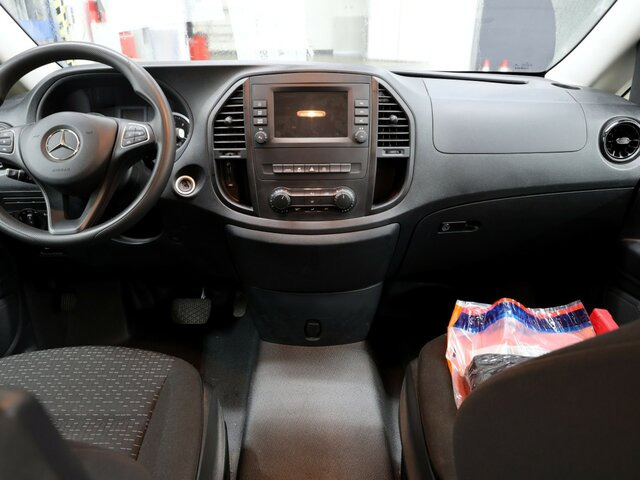 MERCEDES-BENZ Vito 114 TourerPro,lang,Automatik,8Sitze,Kamera... - Minibuss, Persontransport: bilde 2 MERCEDES-BENZ Vito 114 TourerPro,lang,Automatik,8Sitze,Kamera... - Minibuss, Persontransport: bilde 2