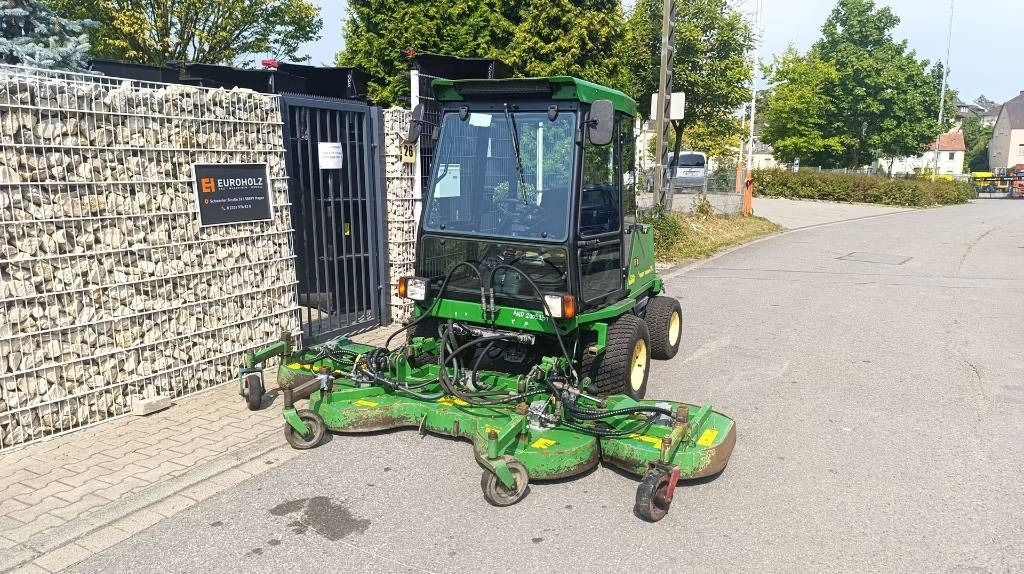 John Deere 1505 vollhydr. Großflächenmäher 3 m Mähwerk Allrad - Slåmaskin: bilde 1 John Deere 1505 vollhydr. Großflächenmäher 3 m Mähwerk Allrad - Slåmaskin: bilde 1