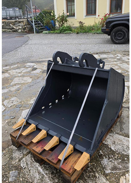 Big 90cm Tieflöffel mit CW10 Verachtert Aufnahme - Skuffe: bilde 1 Big 90cm Tieflöffel mit CW10 Verachtert Aufnahme - Skuffe: bilde 1