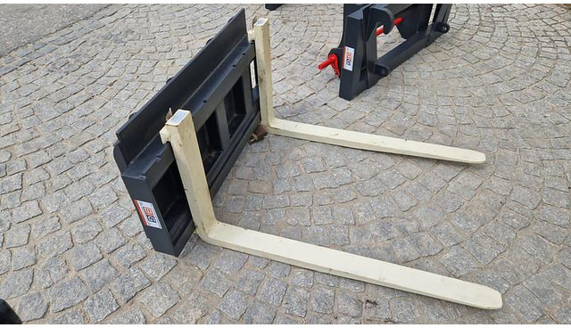 Big Palettengabel 2 t mit Bobcat 90 cm Aufnahme - Gafler for Materialhåndteringsutstyr: bilde 1 Big Palettengabel 2 t mit Bobcat 90 cm Aufnahme - Gafler for Materialhåndteringsutstyr: bilde 1