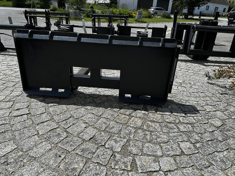 Big Palettengabel mit Bobcat 114cm Aufnahme - Gafler for Materialhåndteringsutstyr: bilde 3 Big Palettengabel mit Bobcat 114cm Aufnahme - Gafler for Materialhåndteringsutstyr: bilde 3