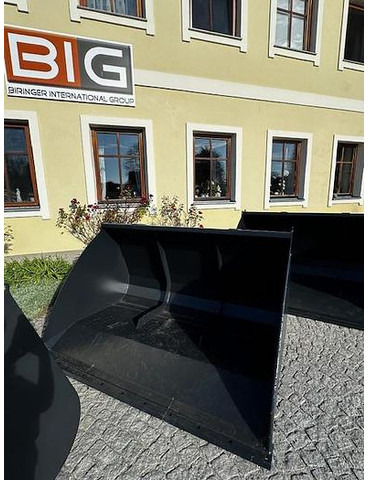 Big Volumenschaufel 200 cm mit Merlo ZM2 Aufnahme - Skuffe: bilde 1 Big Volumenschaufel 200 cm mit Merlo ZM2 Aufnahme - Skuffe: bilde 1
