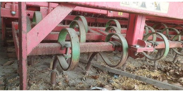 Gaspardo MC400 Säkombination - Utstyr til såing og planting: bilde 4 Gaspardo MC400 Säkombination - Utstyr til såing og planting: bilde 4