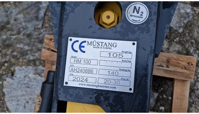 Mustang HM100 Hydraulikhammer - Hydraulisk hammer: bilde 5 Mustang HM100 Hydraulikhammer - Hydraulisk hammer: bilde 5