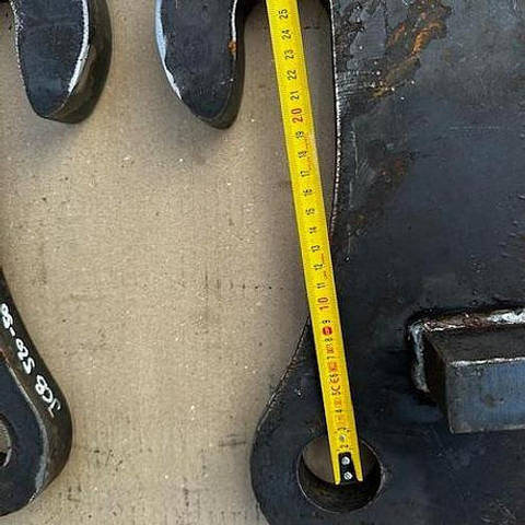 Big Anschweißhaken / Anschweißset / Koppelhaken JCB 520-50 Aufnahme - Reservedeler: bilde 4 Big Anschweißhaken / Anschweißset / Koppelhaken JCB 520-50 Aufnahme - Reservedeler: bilde 4