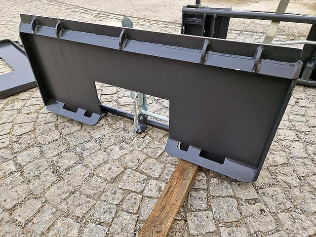 Big Bobcat 114 cm Adapter mit Euro Aufnahme - Utstyr: bilde 2 Big Bobcat 114 cm Adapter mit Euro Aufnahme - Utstyr: bilde 2