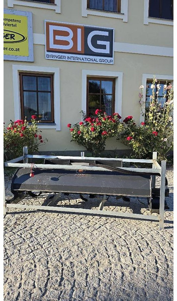 Wolverine Anbaufräse mit Bobcat 115cm Aufnahme TL-12-73 W - Utstyr: bilde 1 Wolverine Anbaufräse mit Bobcat 115cm Aufnahme TL-12-73 W - Utstyr: bilde 1