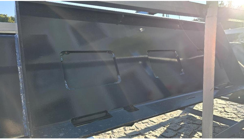 Wolverine Anbaufräse mit Bobcat 115cm Aufnahme TL-12-73 W - Utstyr: bilde 5 Wolverine Anbaufräse mit Bobcat 115cm Aufnahme TL-12-73 W - Utstyr: bilde 5